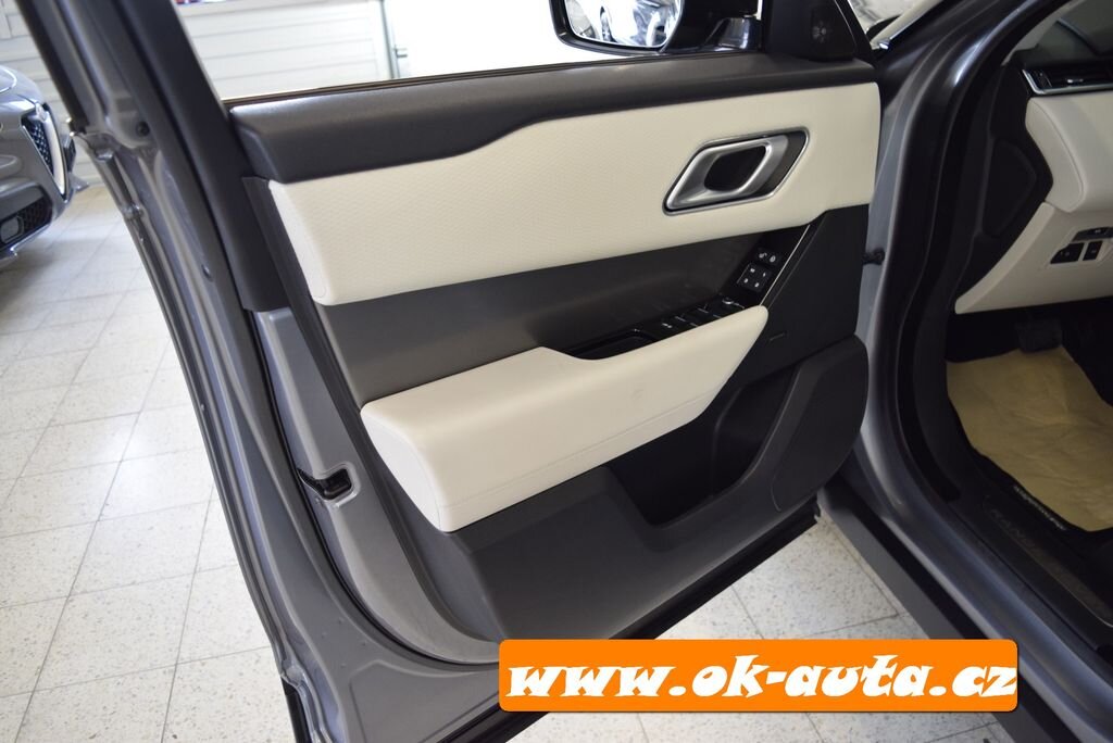 Land Rover Range Rover Velar SUV 2,0 l 0