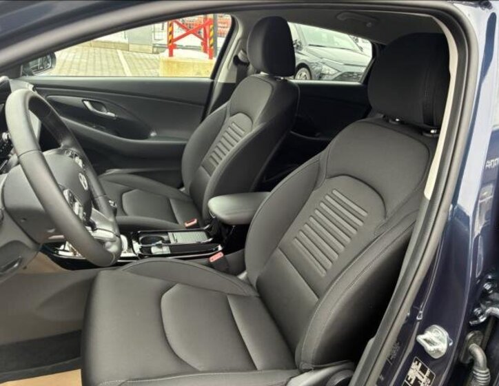 Hyundai i30 Liftback 1,5 l 103 kw