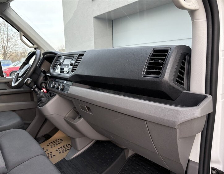 Volkswagen Crafter Skříň 2,0 l 103 kw