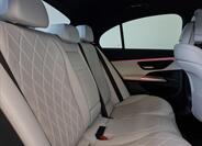 Mercedes-Benz Třídy E 19