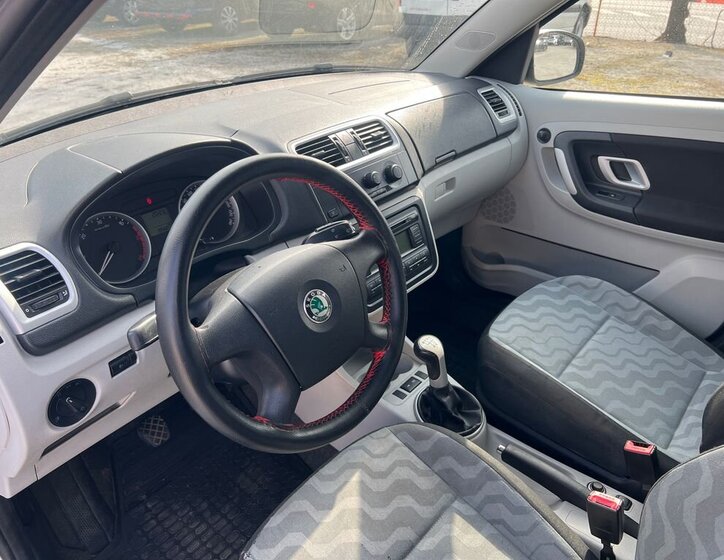 Škoda Roomster Kombi 1,4 l 51 kw