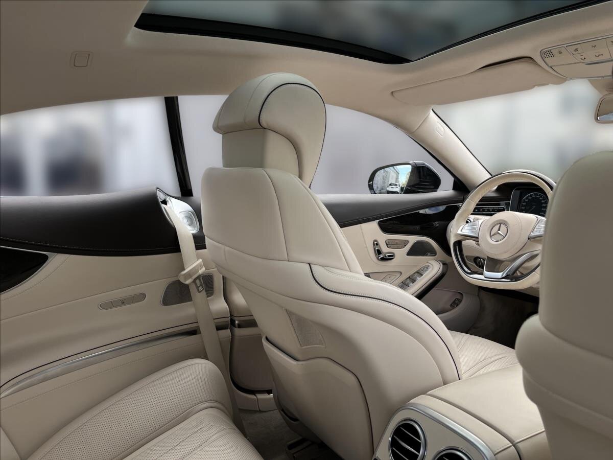 Mercedes-Benz Třídy S Kupé 4,7 l 335 kw