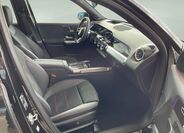 Mercedes-Benz GLB 13