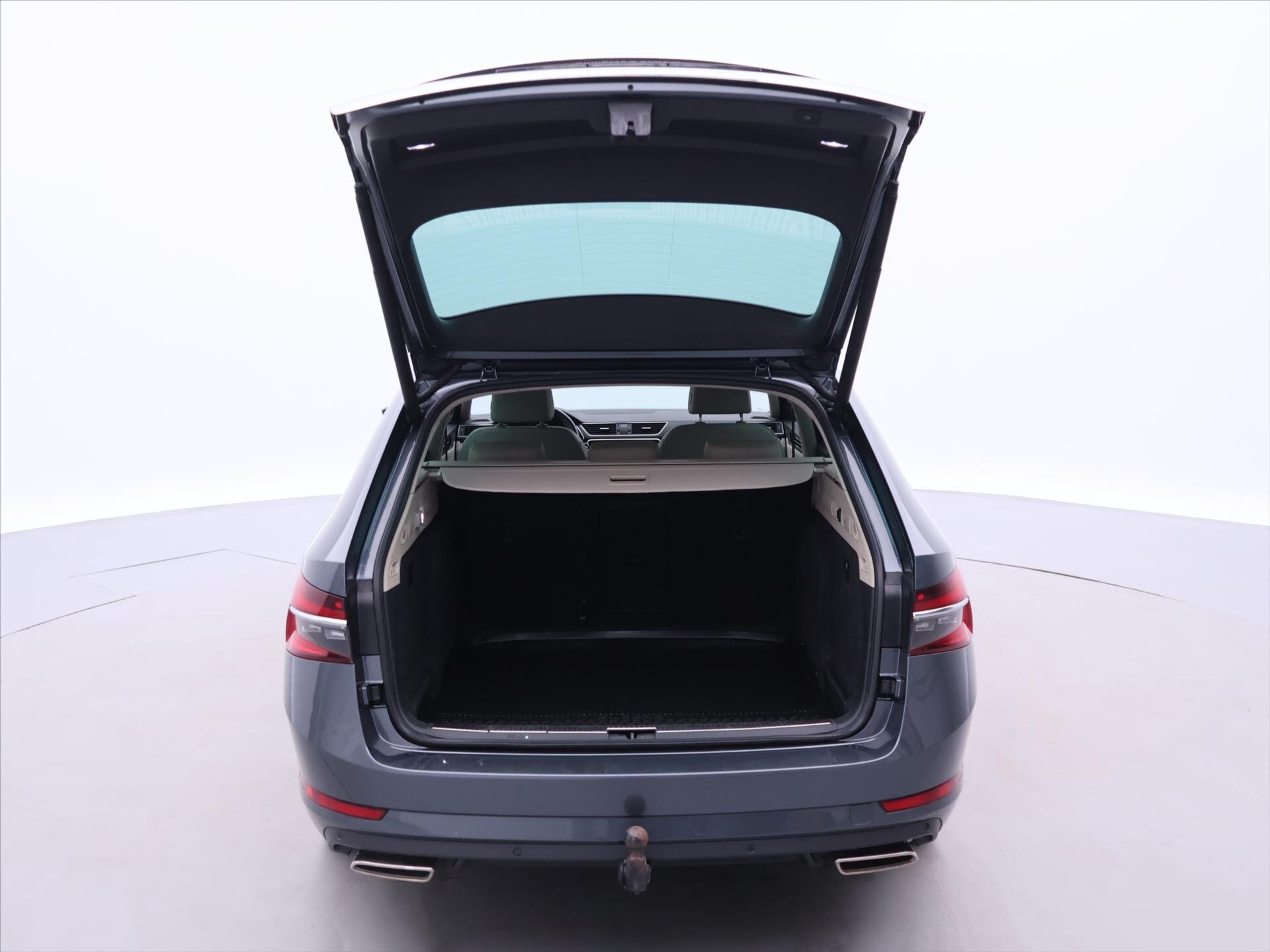 Škoda Superb Kombi 2,0 l 200 kw