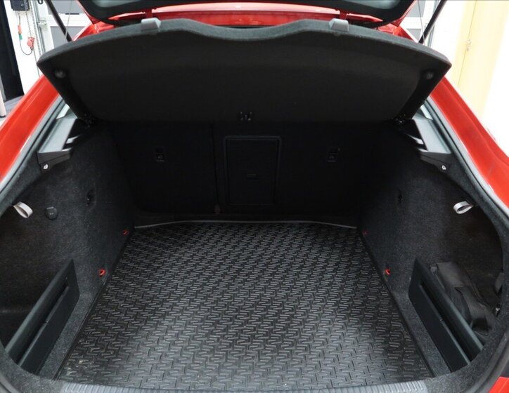 Škoda Octavia Liftback 1,6 l 85 kw