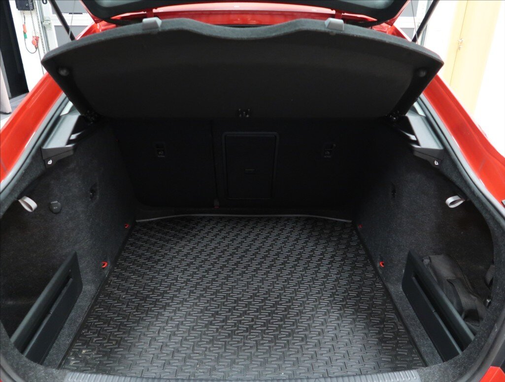 Škoda Octavia Liftback 1,6 l 85 kw