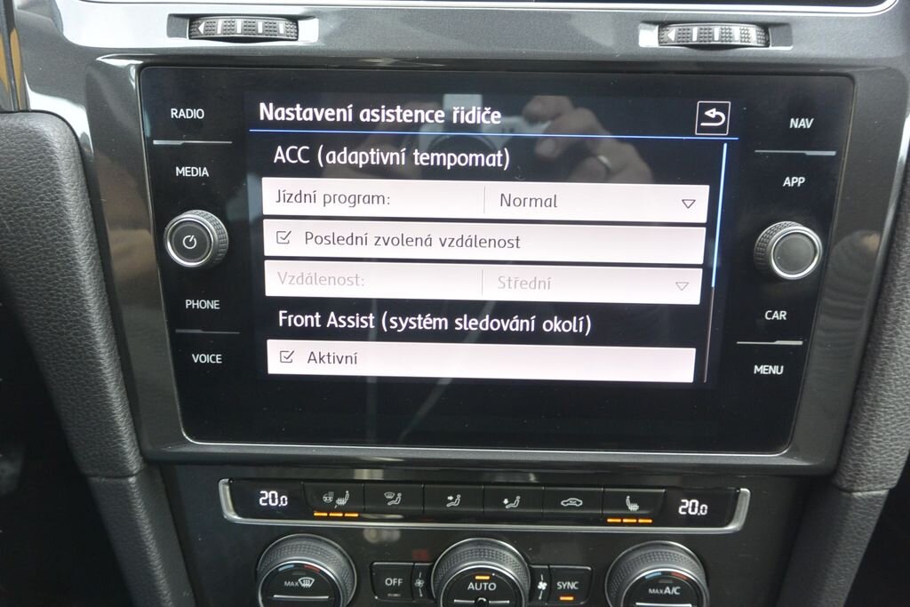 Volkswagen Golf Kombi 2,0 l 110 kw