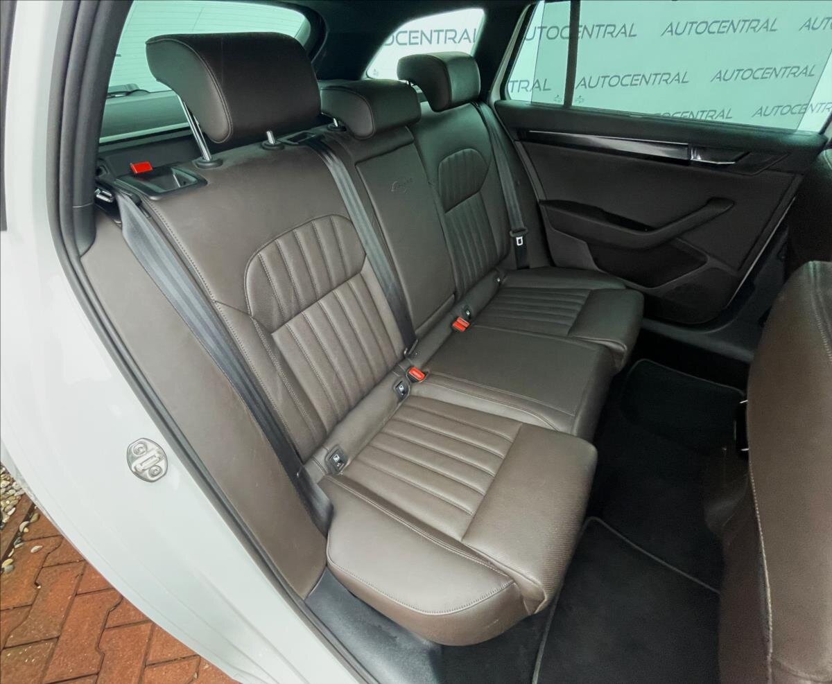 Škoda Superb Kombi 2,0 l 140 kw