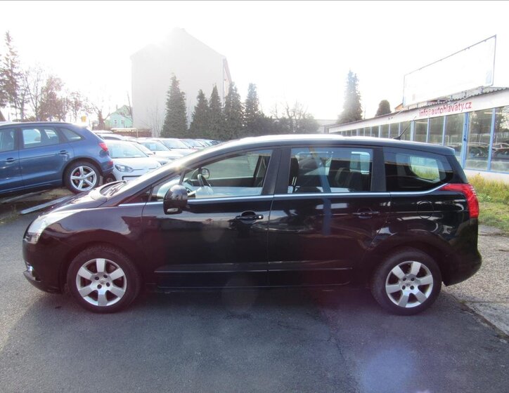 Peugeot 5008 7