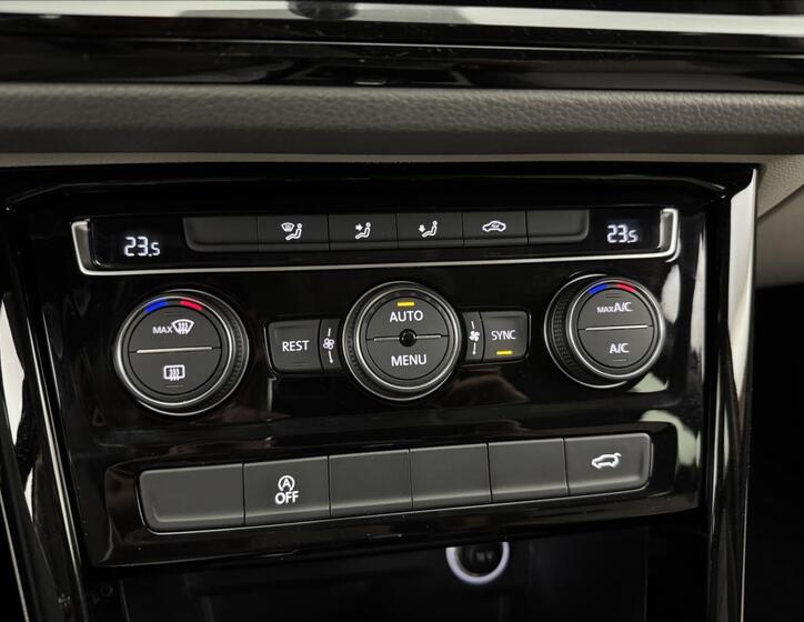 Volkswagen Touran 21