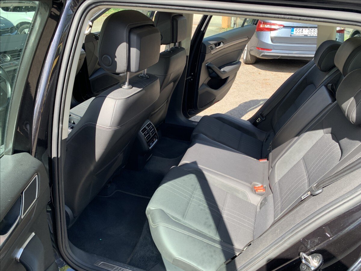 Volkswagen Passat Kombi 2,0 l 140 kw