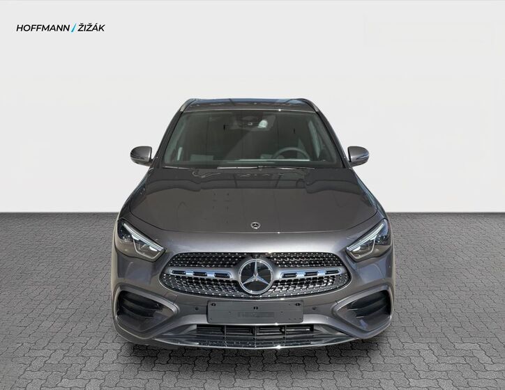 Mercedes-Benz GLA 2