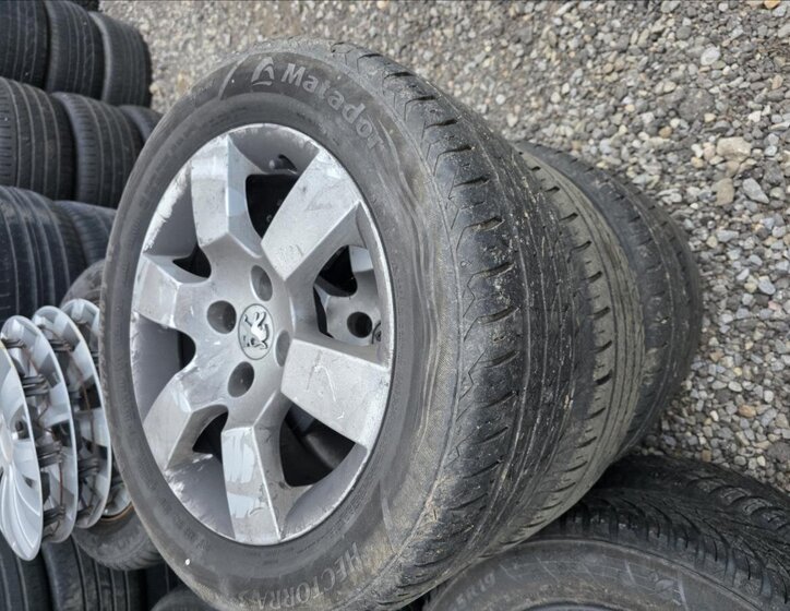 Peugeot 5008 Kombi 1,6 l 84 kw