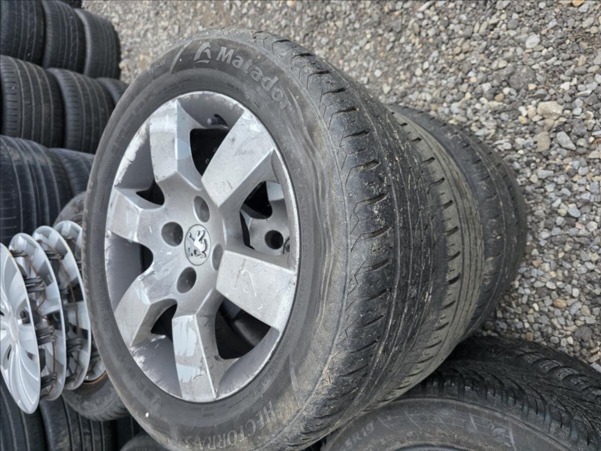 Peugeot 5008 Kombi 1,6 l 84 kw