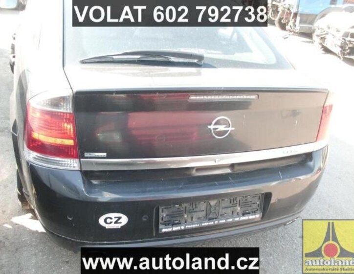 Opel Vectra Liftback 3,2 l 155 kw