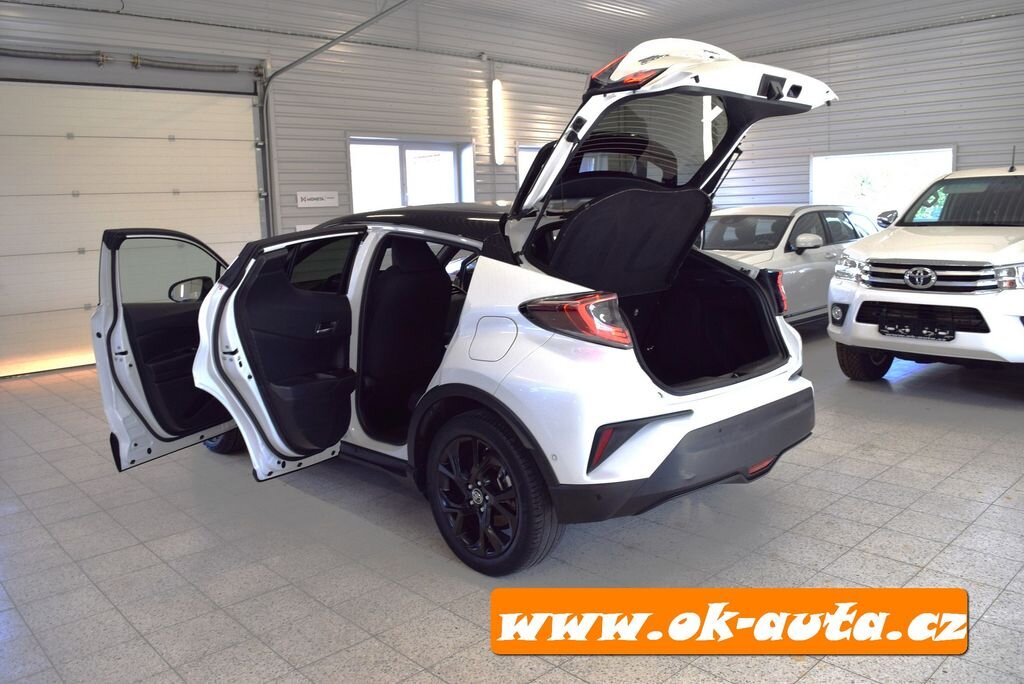 Toyota C-HR Hatchback 1,8 l 0