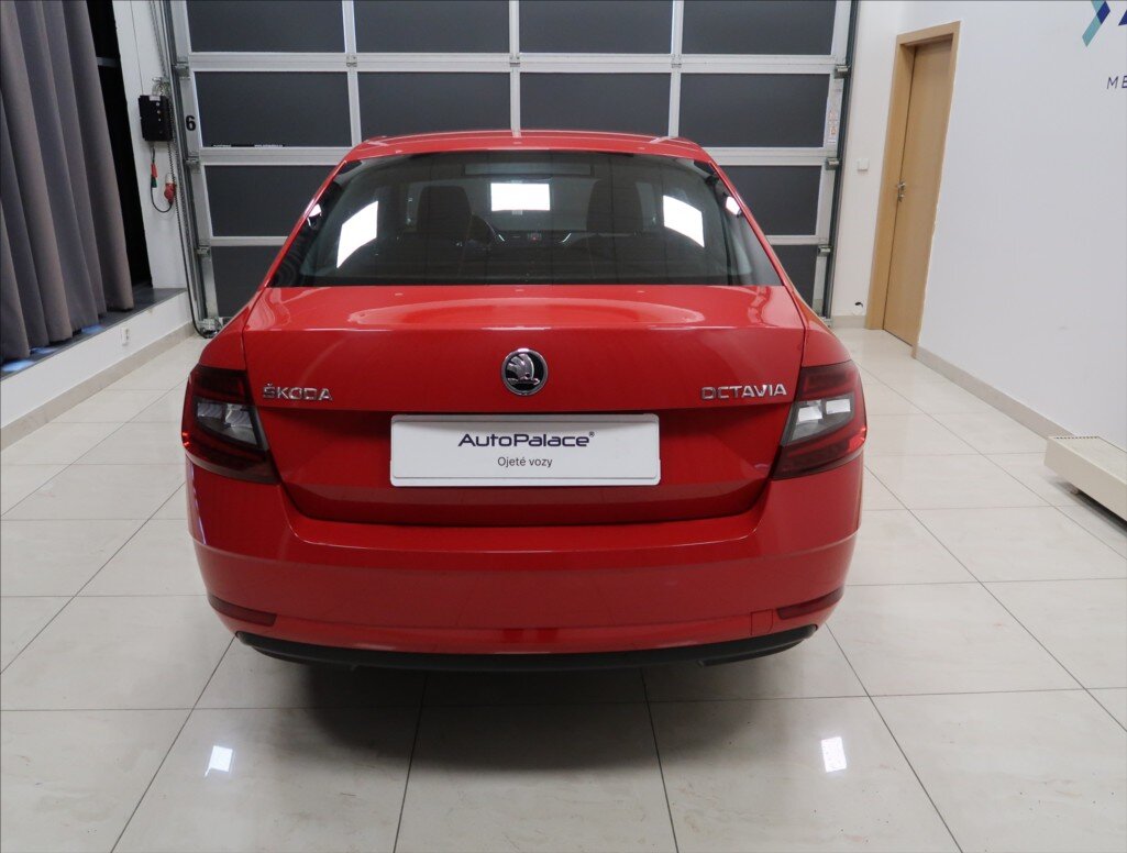 Škoda Octavia Liftback 1,6 l 85 kw