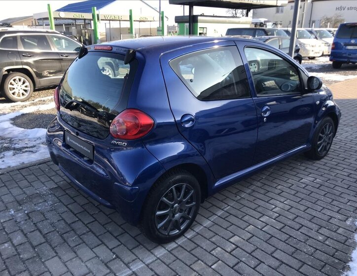 Toyota Aygo Hatchback 998,0 50 kw