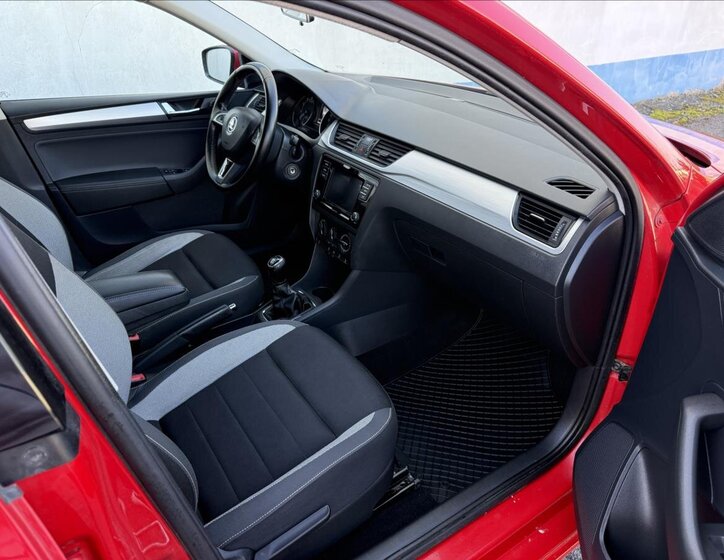 Škoda Rapid Sedan 999,0 81 kw