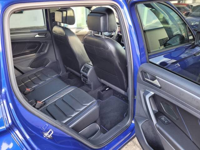 Volkswagen Tiguan SUV 2,0 l 235 kw