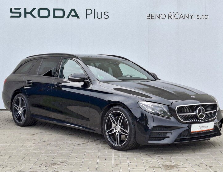 Mercedes-Benz Třídy E Kombi 3,0 l 320 kw