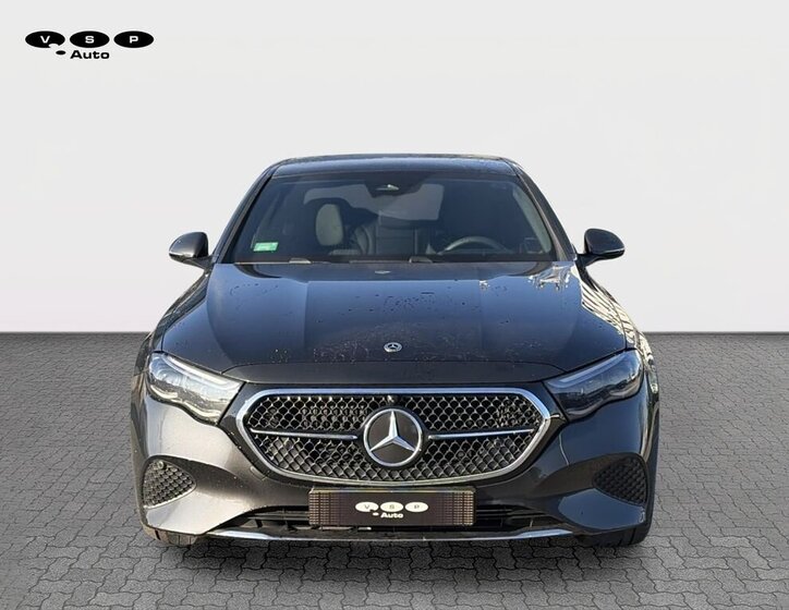 Mercedes-Benz Třídy E Sedan / Limuzína 2,0 l 225 kw