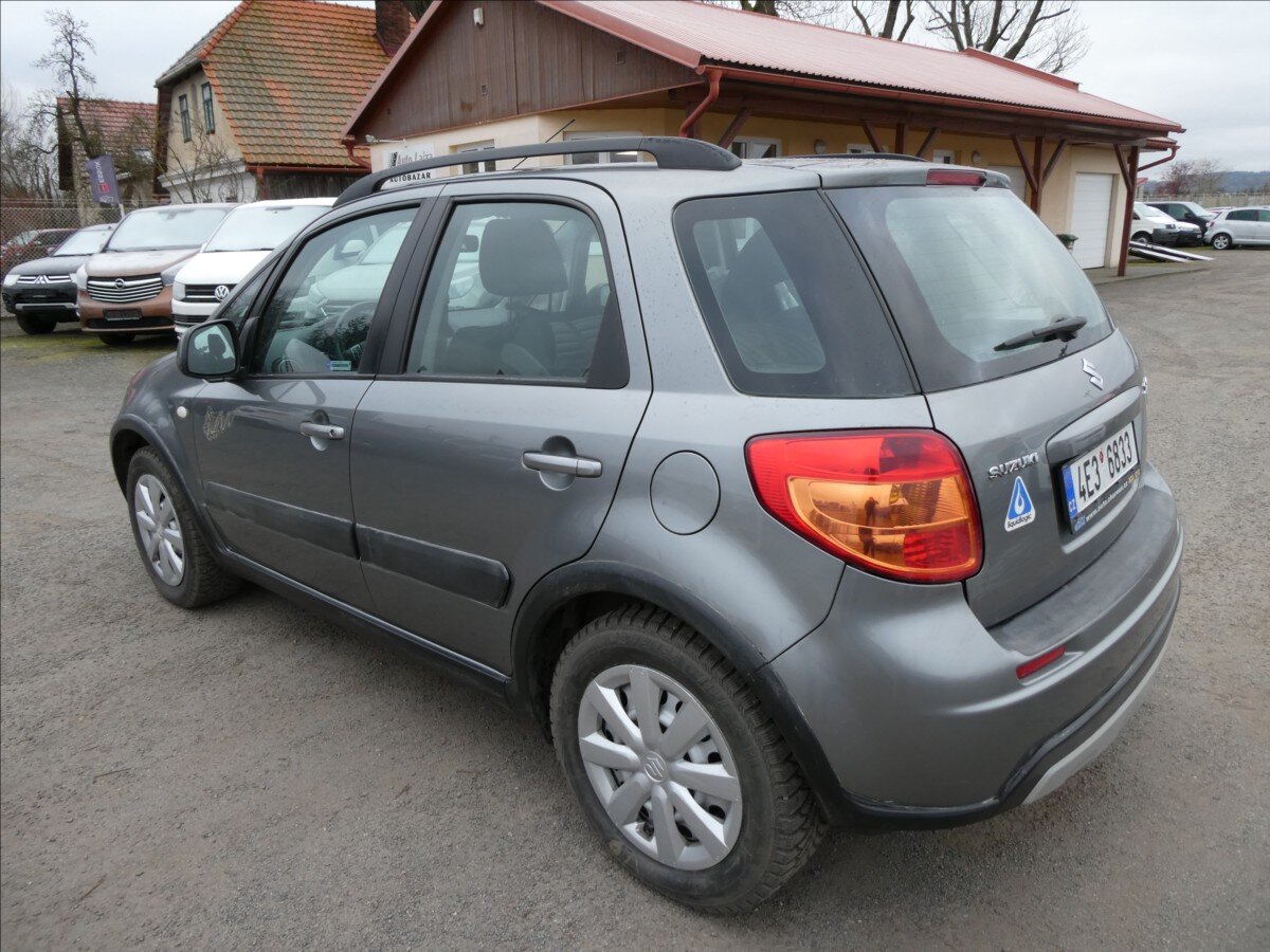 Suzuki SX4
