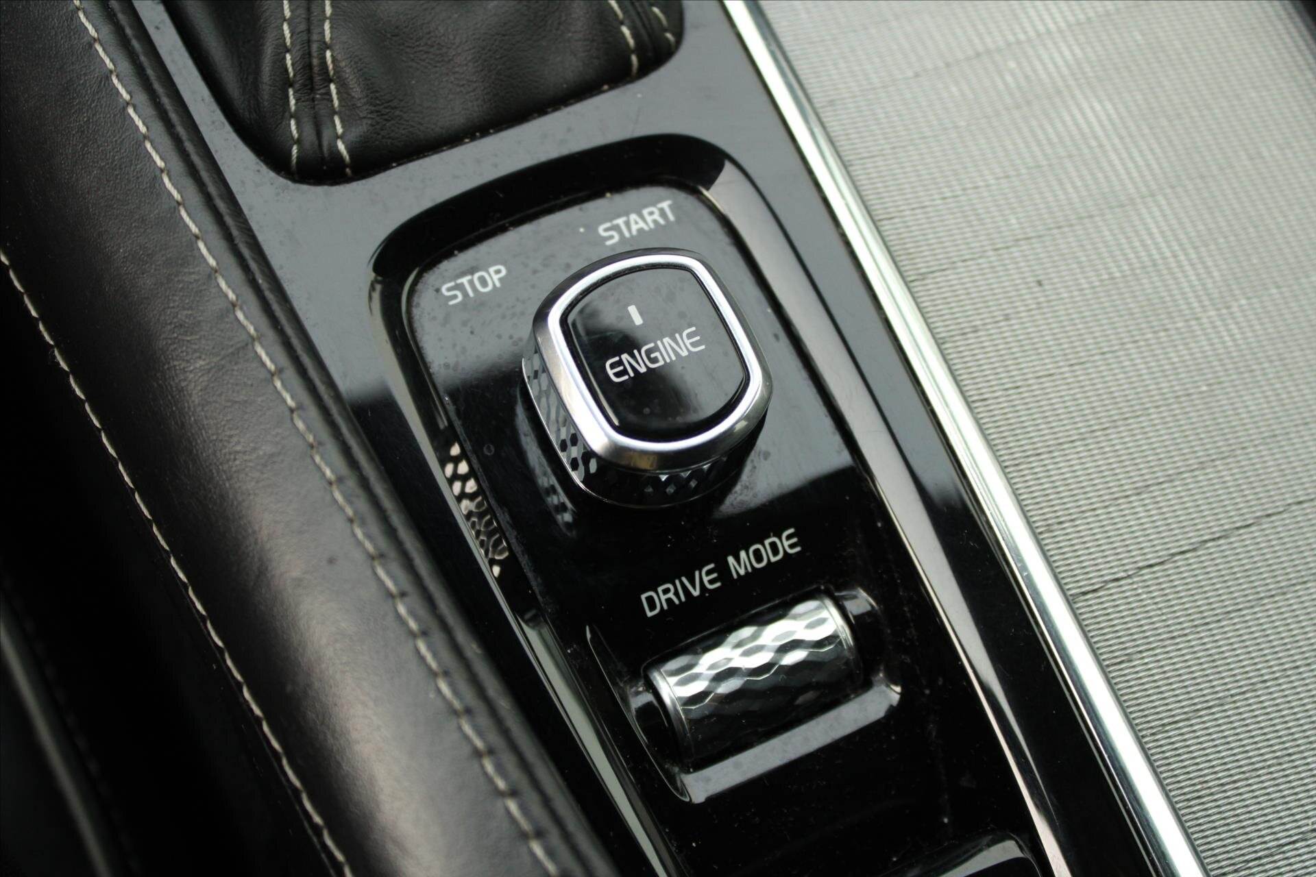 Volvo XC90 SUV 2,0 l 173 kw