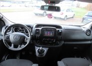Opel Vivaro 9