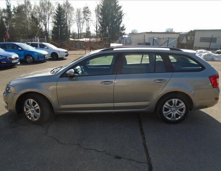 Škoda Octavia Kombi 1,6 l 77 kw