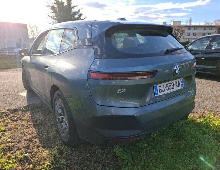 BMW iX SUV / Terénní 0,0 385 kw
