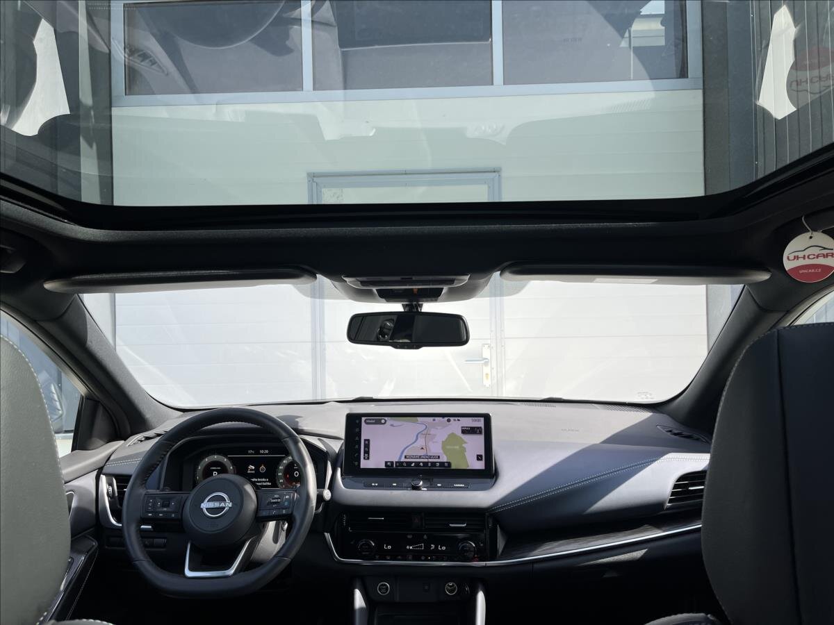 Nissan Qashqai SUV / Terénní 1,3 l 116 kw