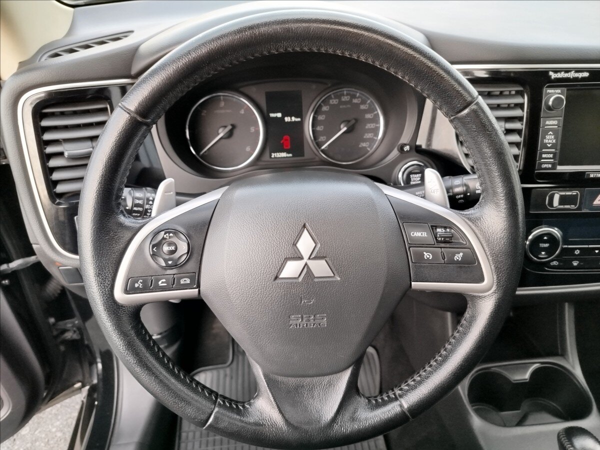Mitsubishi Outlander SUV 2,3 l 110 kw