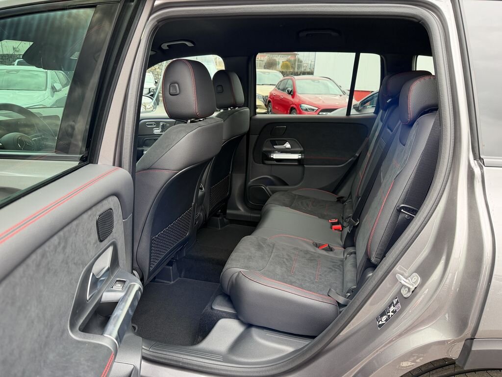 Mercedes-Benz GLB SUV / Terénní 2,0 l 110 kw