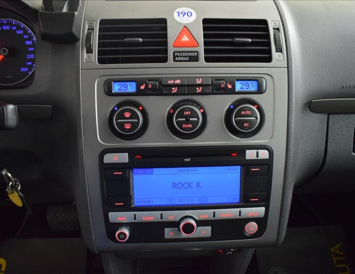 Volkswagen Touran MPV 1,4 l 103 kw