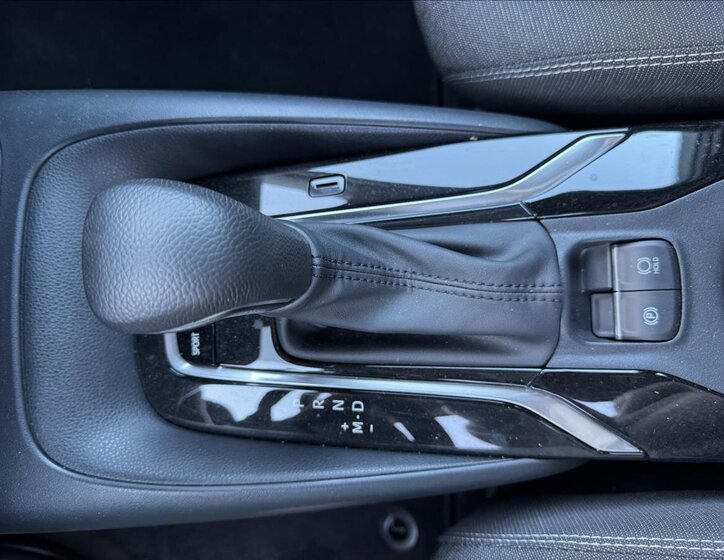 Toyota Corolla Sedan 1,5 l 92 kw