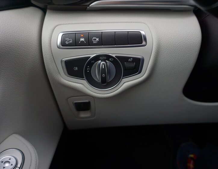 Mercedes-Benz Třídy V VAN / Minibus 2,1 l 120 kw