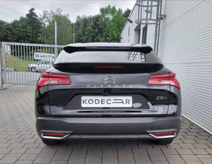 Citroën C5 X Kombi 1,6 l 165 kw