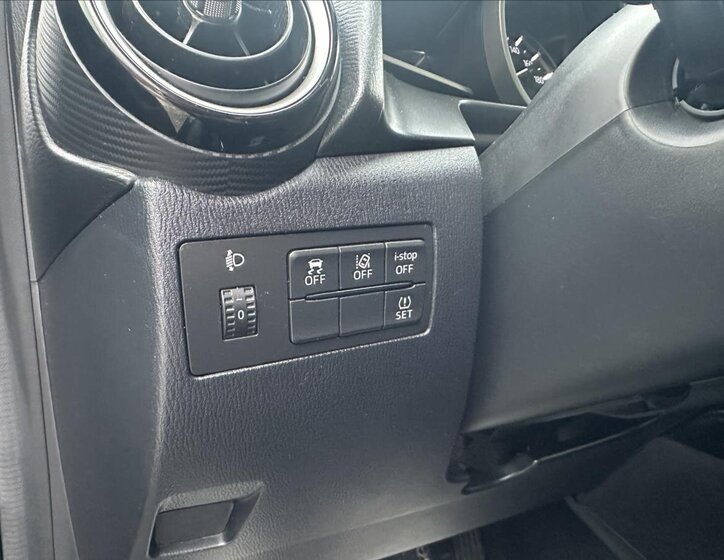 Mazda 2 Hatchback 1,5 l 66 kw