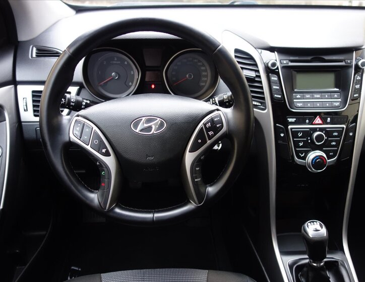 Hyundai i30 Kombi 1,6 l 81 kw