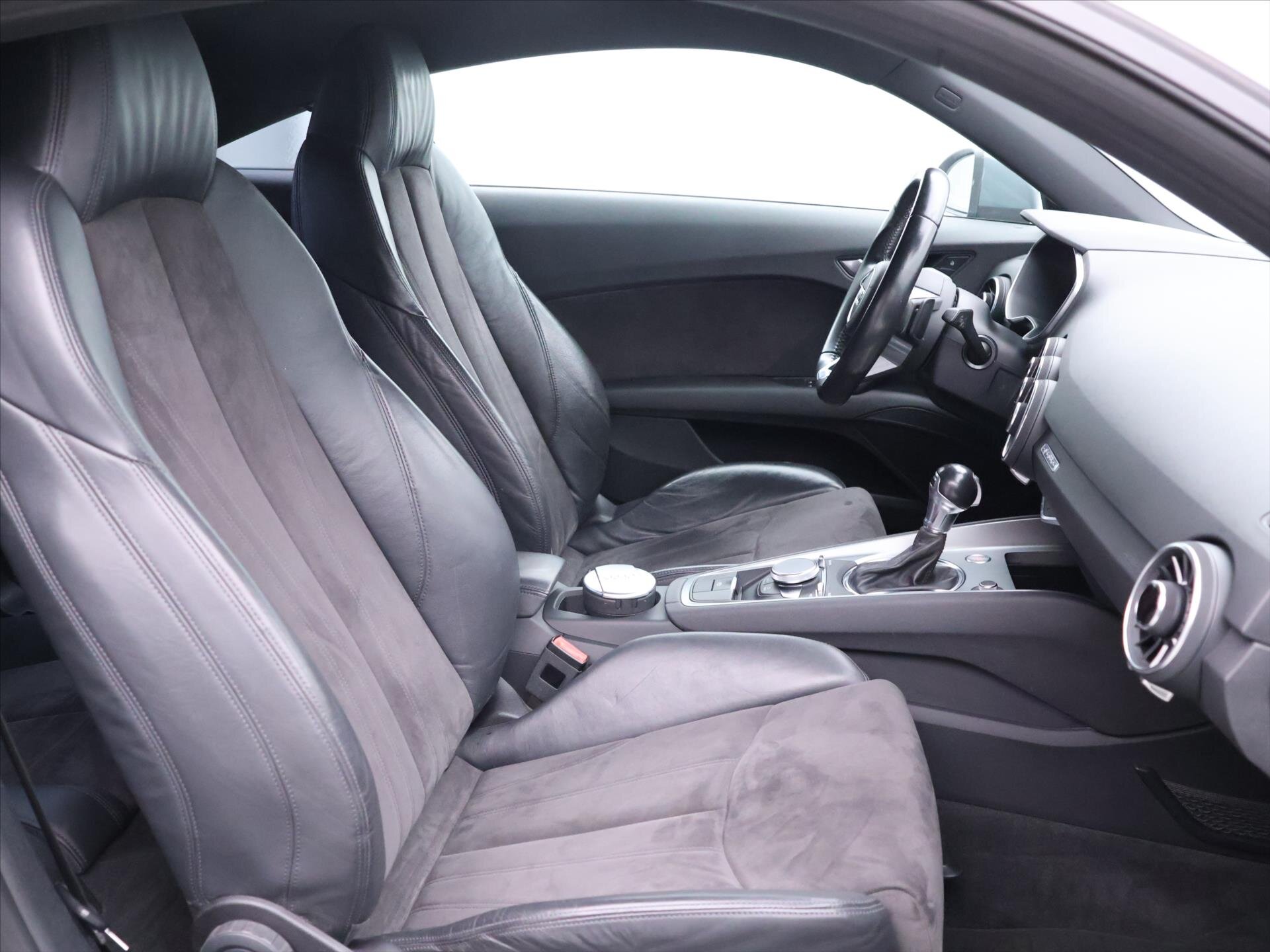 Audi TT Kupé 2,0 l 169 kw