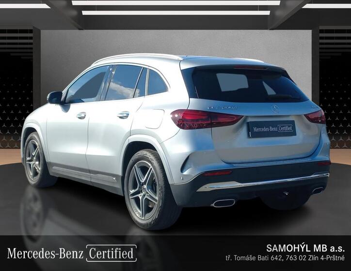 Mercedes-Benz GLA 3