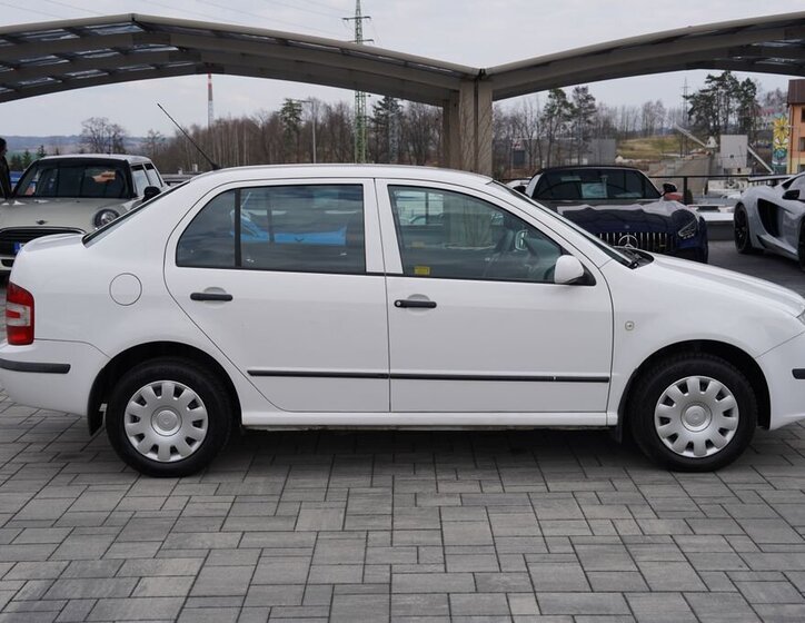 Škoda Fabia Sedan / Limuzína 1,2 l 47 kw
