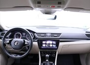 Škoda Superb 28