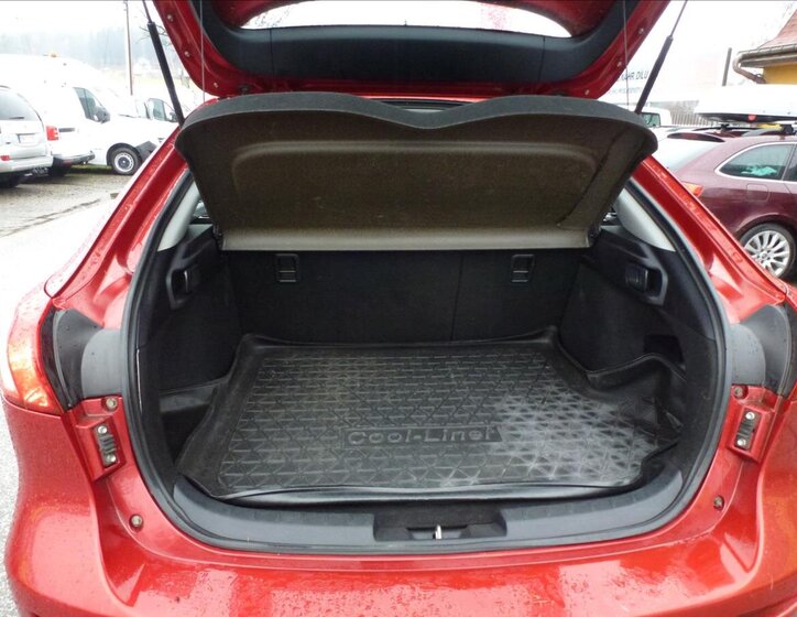 Mitsubishi Lancer Hatchback 2,0 l 217 kw