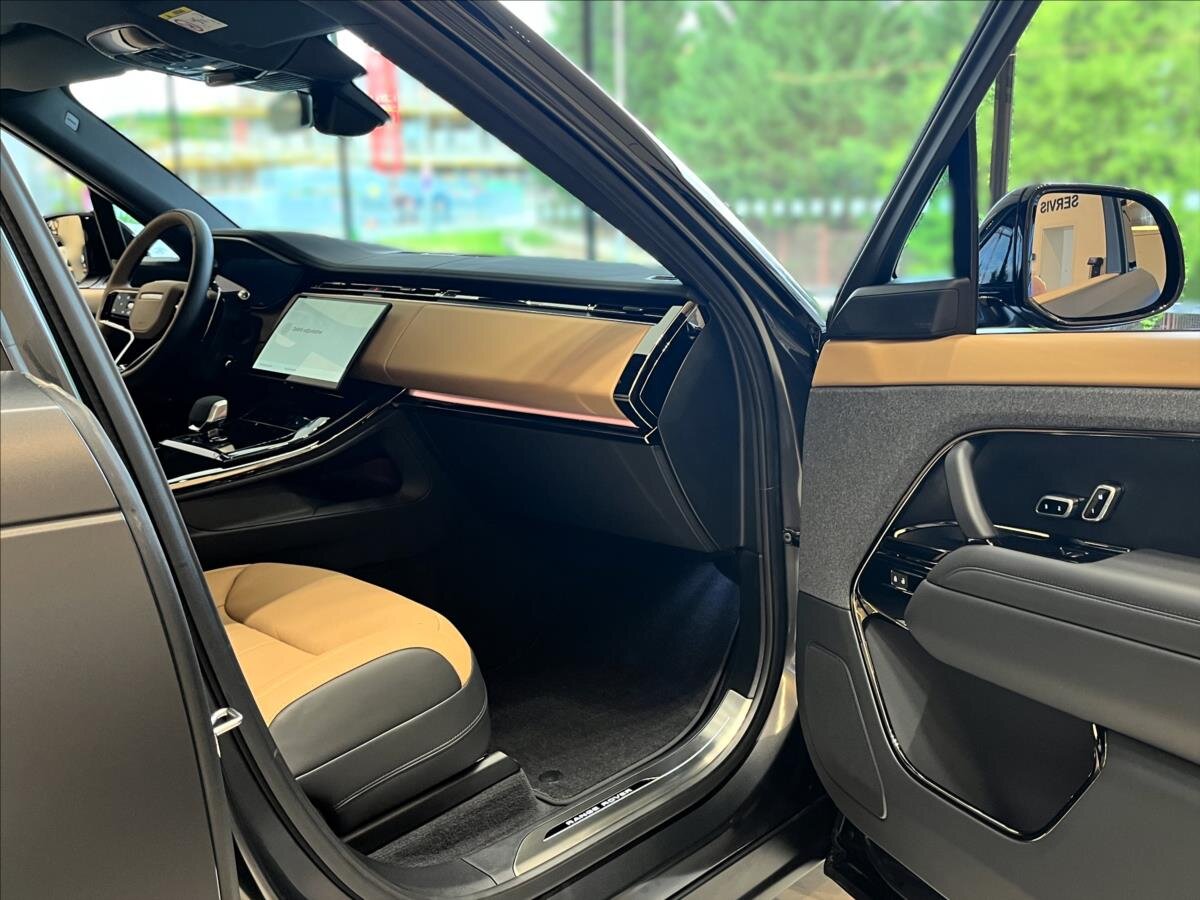 Land Rover Range Rover Sport SUV 3,0 l 221 kw