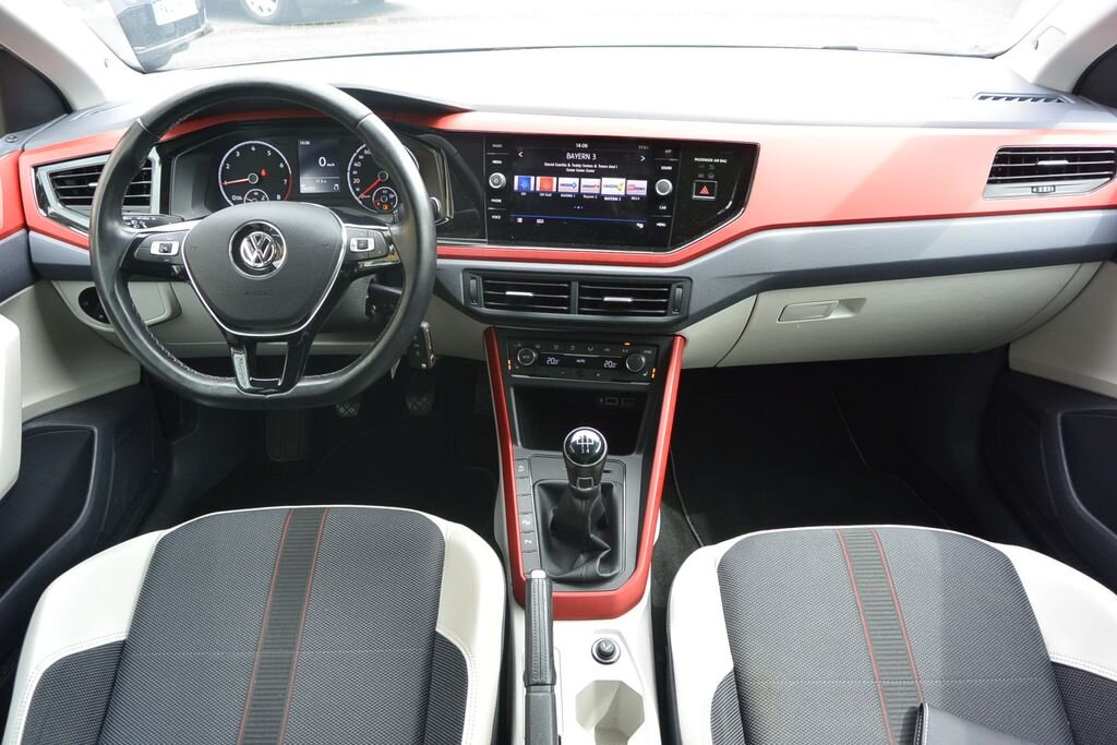 Volkswagen Polo Hatchback 999,0 70 kw