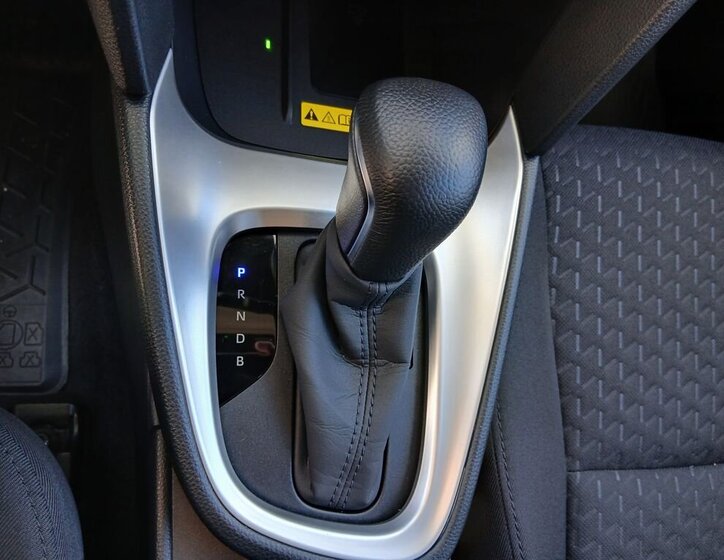 Toyota Yaris Cross 24