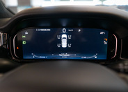 Jeep Grand Wagoneer 25