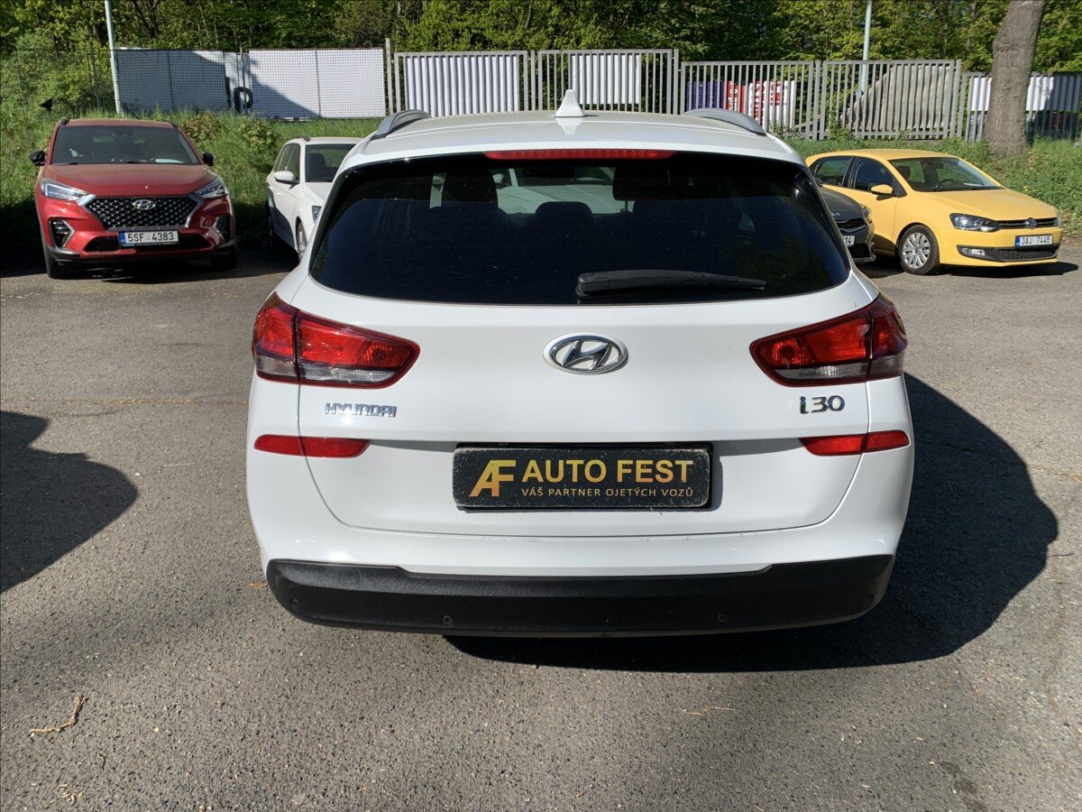 Hyundai i30 Kombi 1,4 l 103 kw